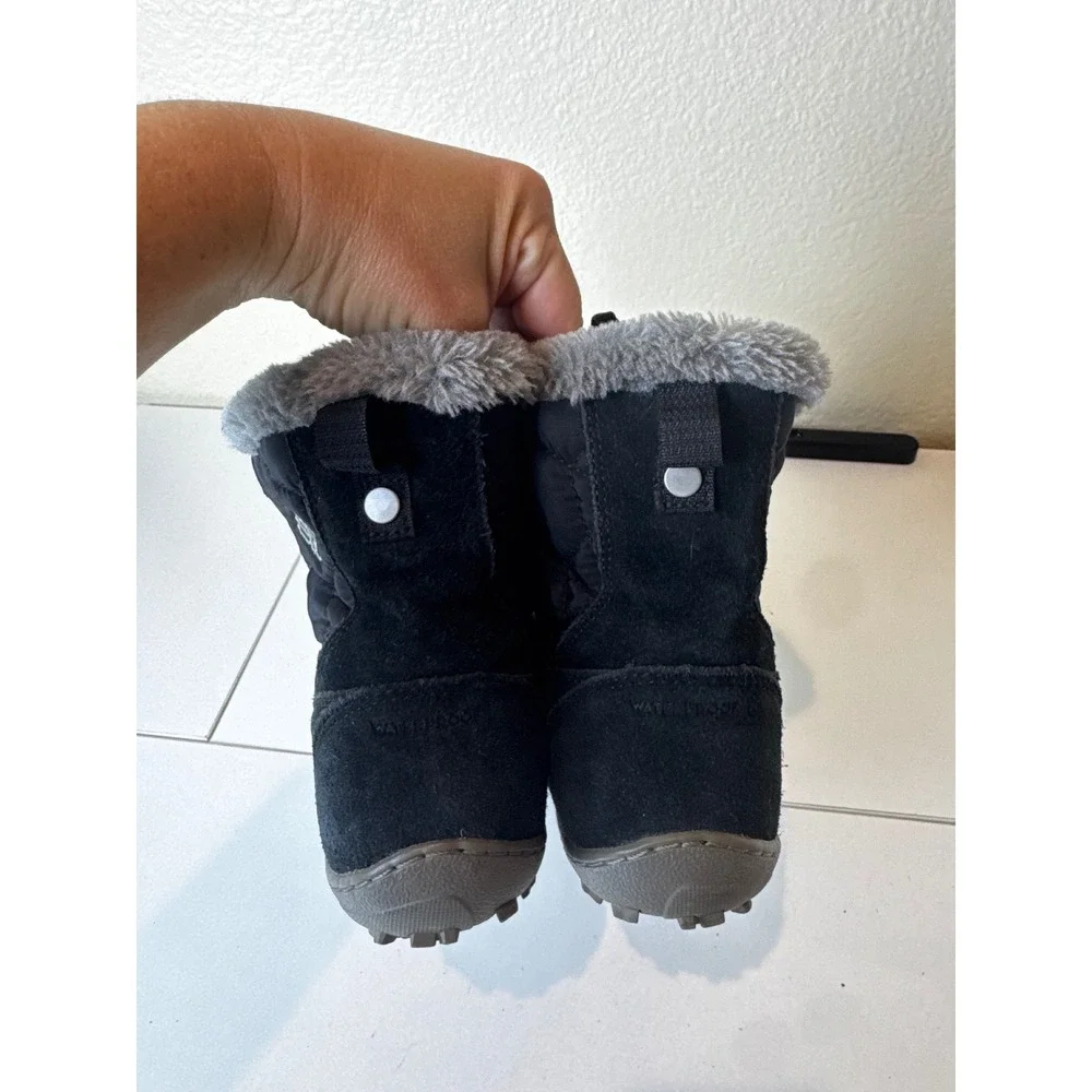 Columbia Minx Shorty II Omni Heat Women Size 7.5 Winter Quilted Faux Fur Boots